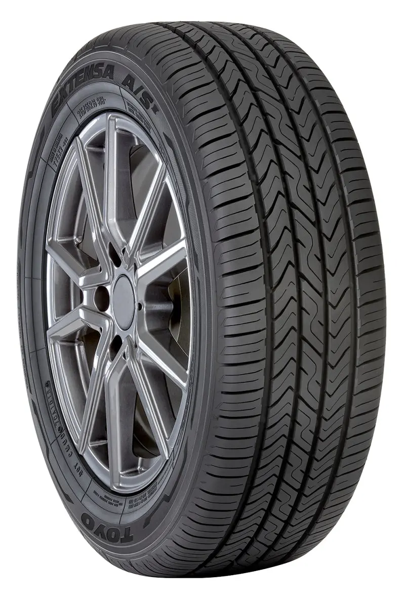 Toyo Extensa A/Sii Tire - P215/65R17 98T 1