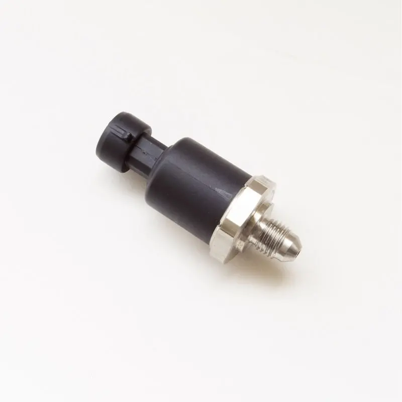 Autometer Fluid Pressure Sensor – 0–100 Psi, -4 An Male Fitting 1